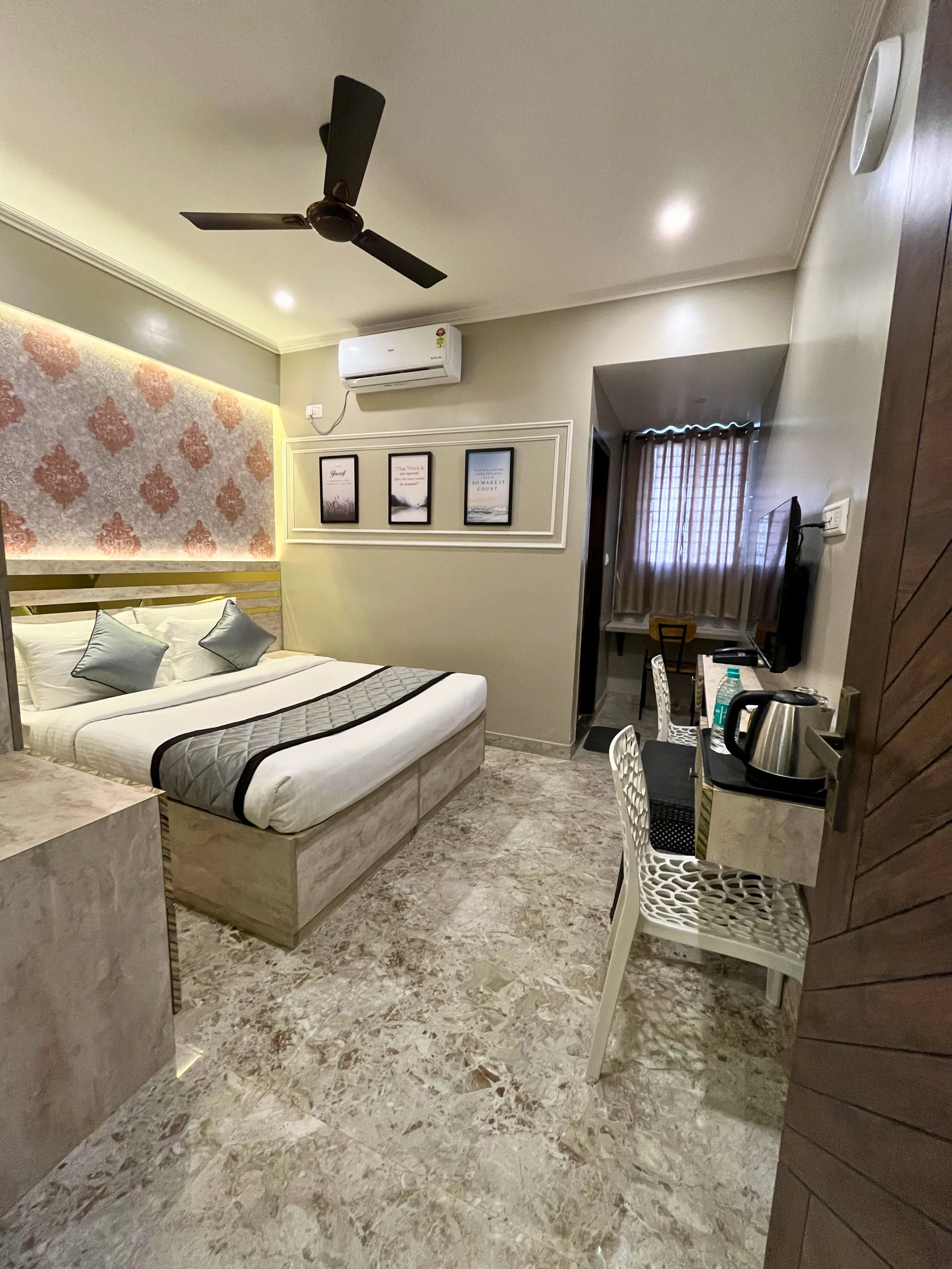 Standard Deluxe Room